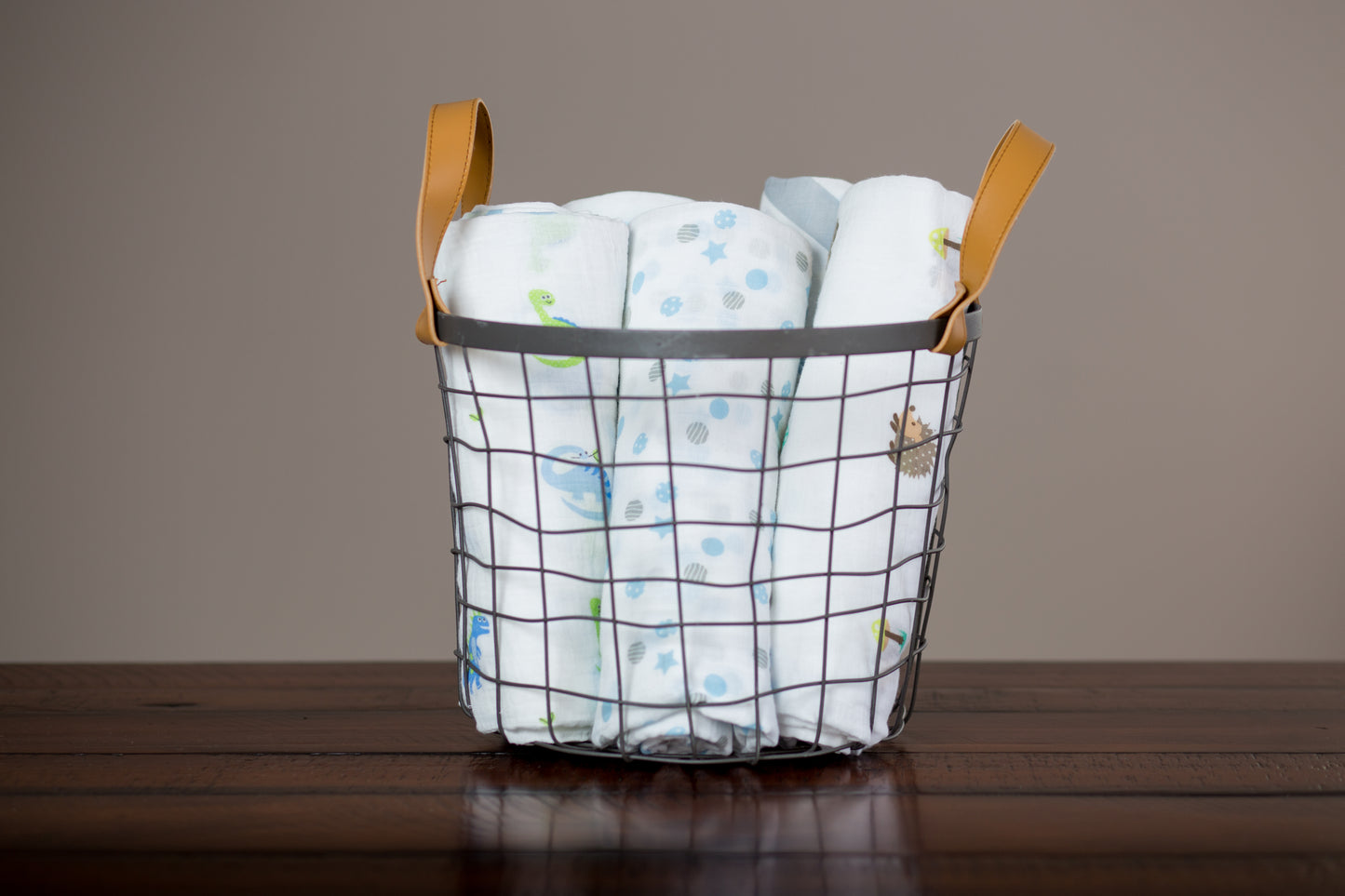 Lulujo - Muslin Swaddle - Prehistoric Pals (120cm x 120cm)