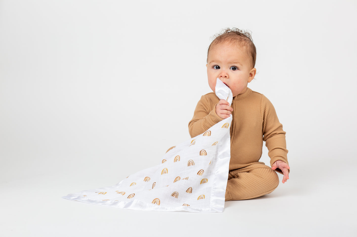 Lulujo - 2 Pack Muslin Security Comforter Blanket - Rainbows