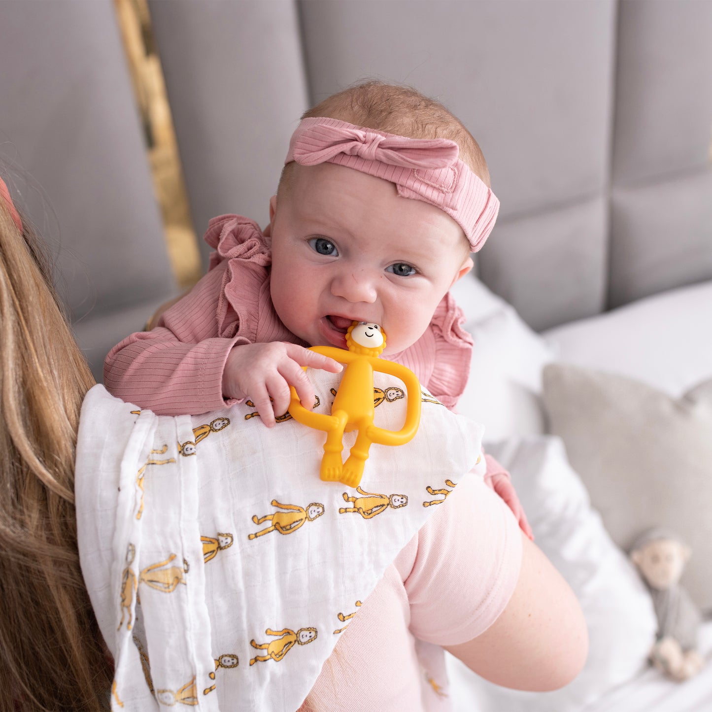 Matchstick Monkey - Gift Set Animal Teether & Muslin Lion