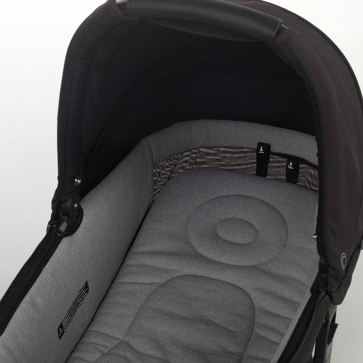 Jane Crosslight 3, 3-in-1 Travel System with Sweet Carrycot & Koos iSize Car Seat Bundle