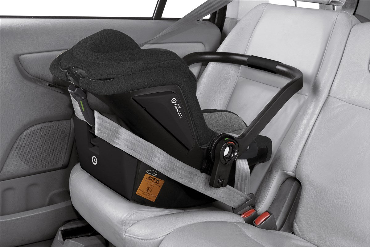 Jane Crosslight 3, 3-in-1 Travel System with Sweet Carrycot & Koos iSize Car Seat Bundle