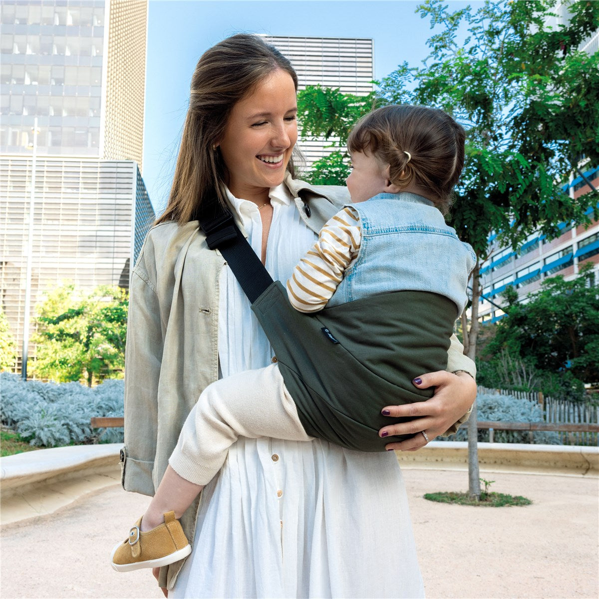 Jane Catch Lightweight Hip Baby Carrier, Sesame