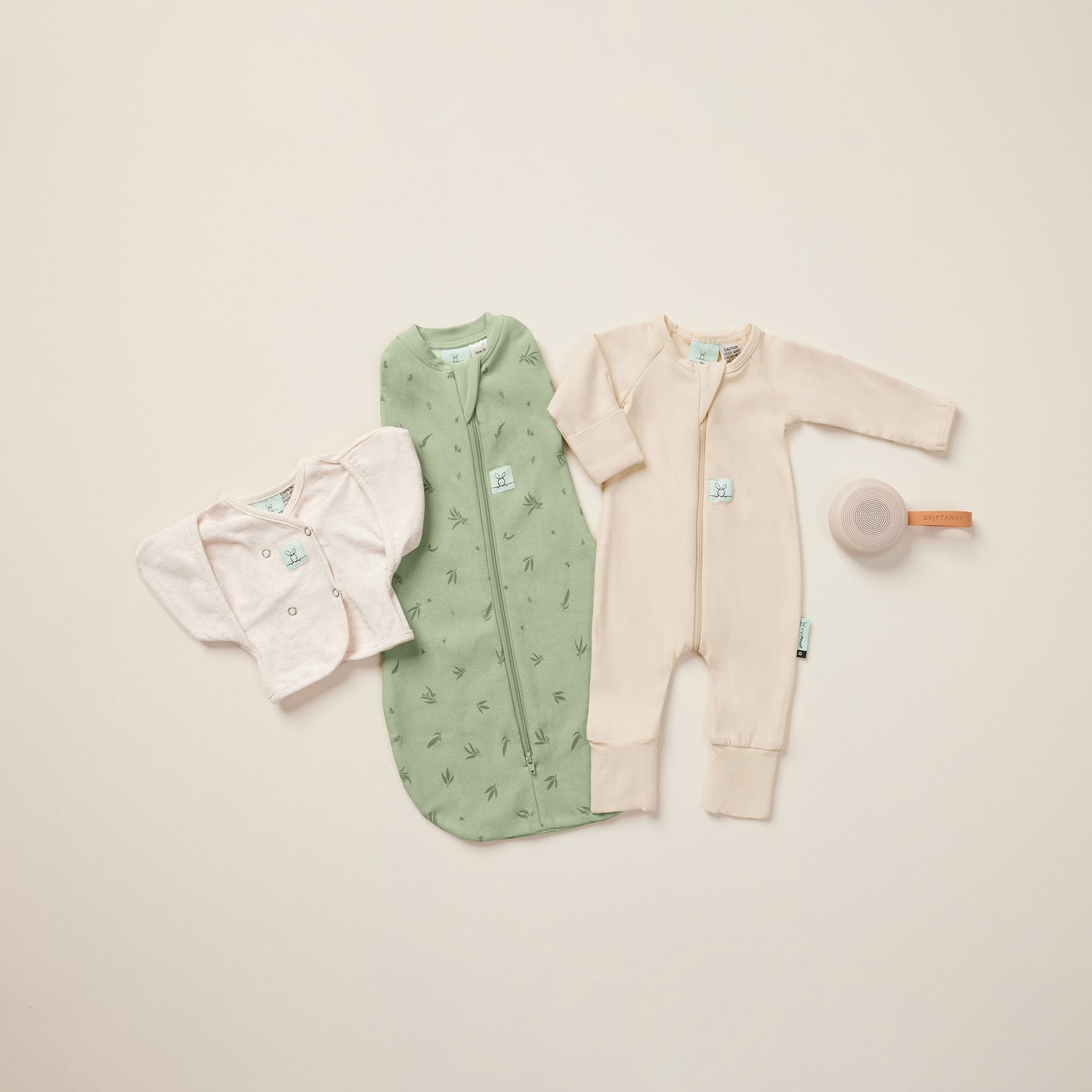 ergoPouch - Newborn Starter Pack- Cocoon 1.0 TOG / Butterfly Cardi 0.2 TOG / Layers Long Sleeve 1.0 TOG / White Noise Machine