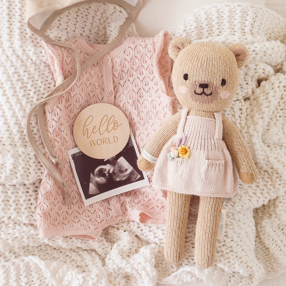 cuddle+kind - Signature Collection - Goldie the Honey Bear
