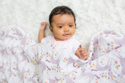 Lulujo - Muslin Swaddle - Unicorns (120cm x 120cm)