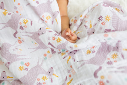 Lulujo - Muslin Swaddle - Unicorns (120cm x 120cm)