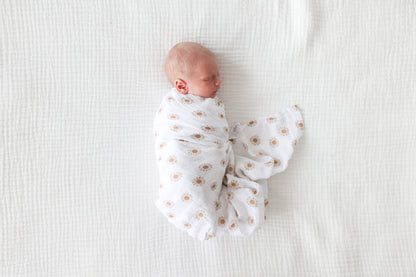 Lulujo - Muslin Swaddle - Suns (100cm x 100cm)
