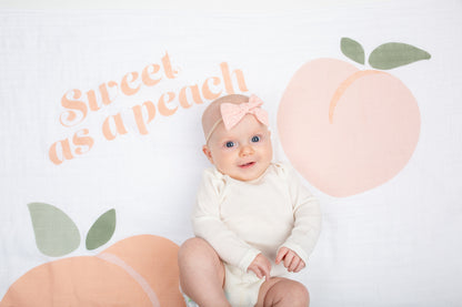 Lulujo - Single Cotton Swaddle & Cards Gift Set- Sweat As A Peach