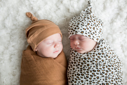 Lulujo - Bamboo Hat and Swaddle Blanket Gift Set - Leopard