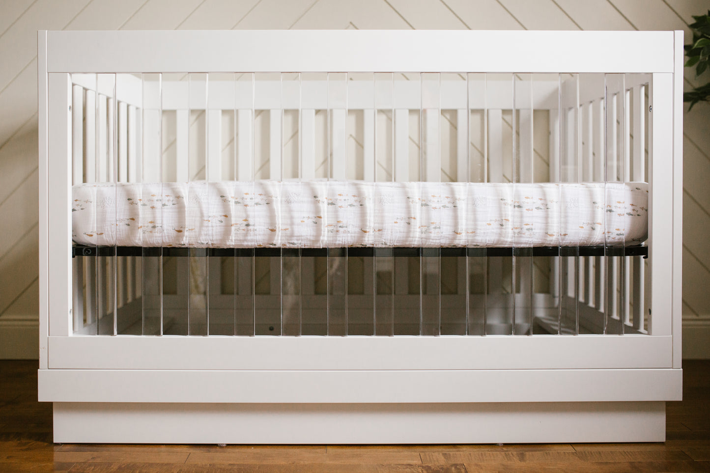 Lulujo - Cotton Fitted Cot  Sheet - Fish (135cm x 70cm)