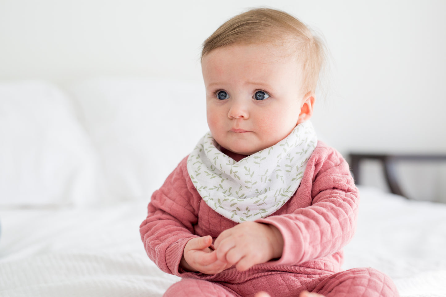 Lulujo - 2 pack Bandana Bib - Daisy & Greenary