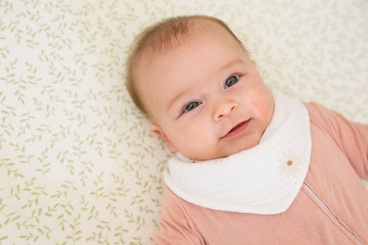 Lulujo - 2 pack Bandana Bib - Daisy & Greenary
