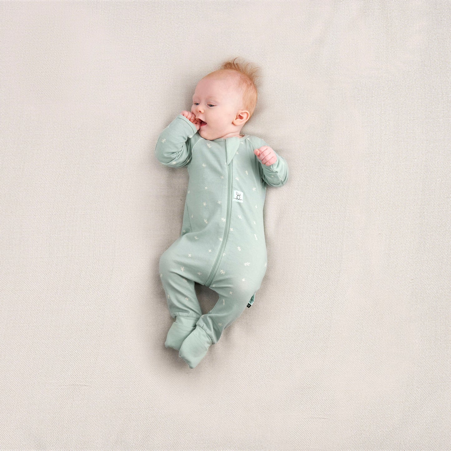 ergoPouch - Organic Layers Long Sleeve Babygrow Sage - Mild 0.2 TOG