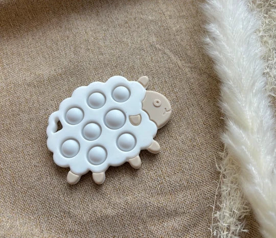 Chewies&more - Silicone Teething Toy - Pop It - Sheep - Beige/White