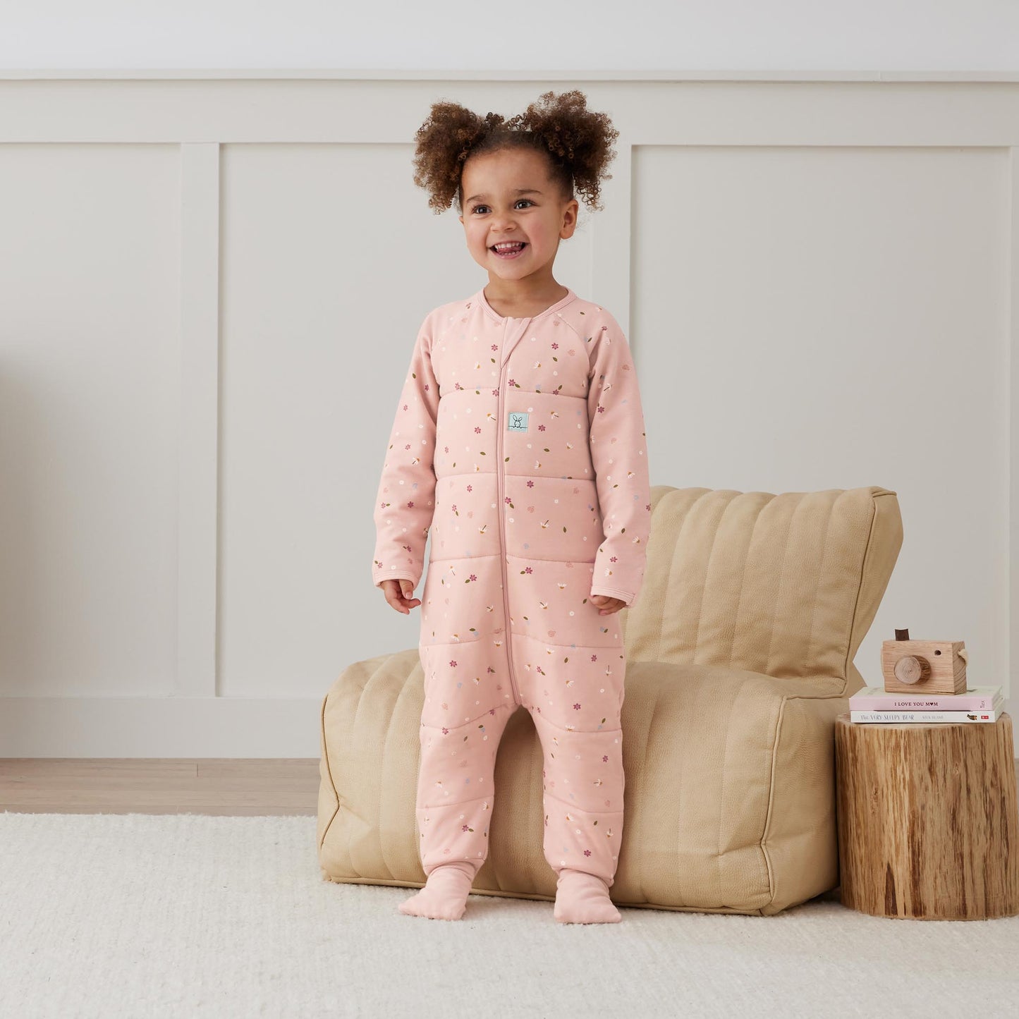 ergoPouch - Organic Winter Long Sleeved Sleep Onesie - Daisy 3.5 TOG