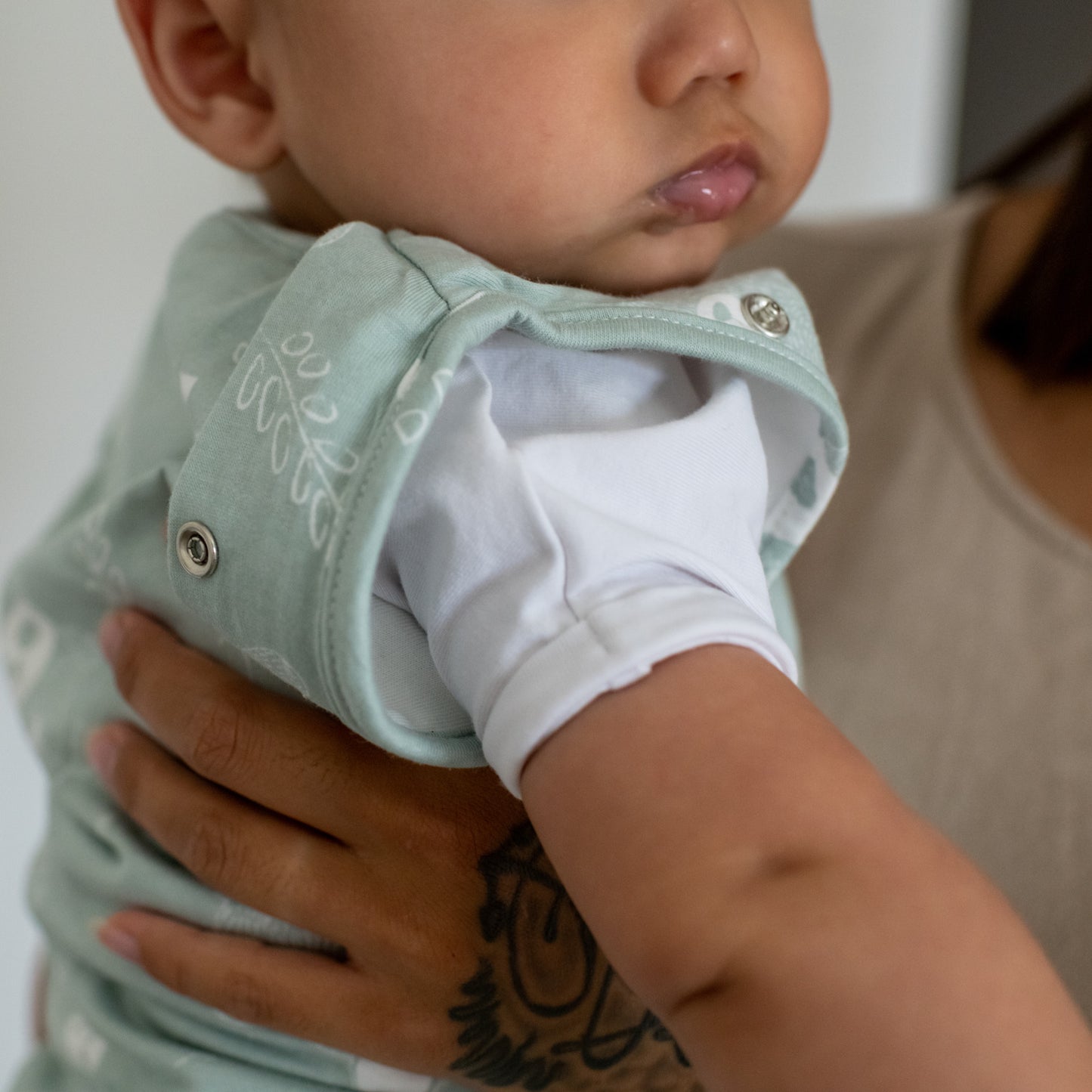 Tommee Tippee - Organic All Year Grobag Cocoon Swaddle Sleeping Bag - Woodlands 1.0 TOG